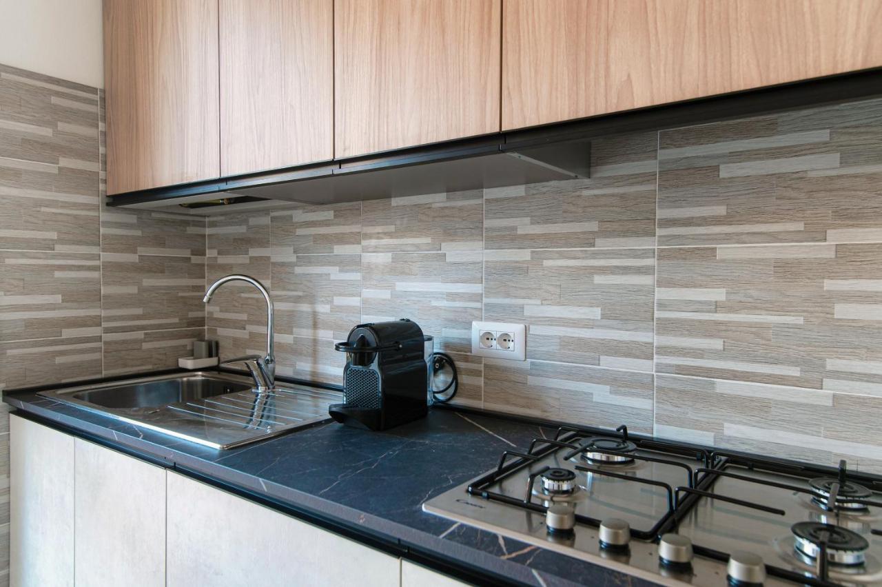 S.M. Downtown Cernobbio Apartment Bagian luar foto
